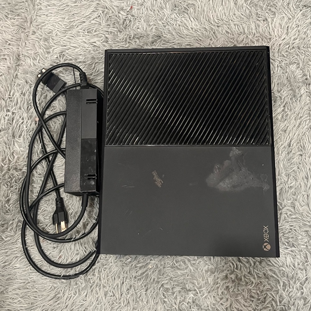 Xbox One - Picture 2 of 2